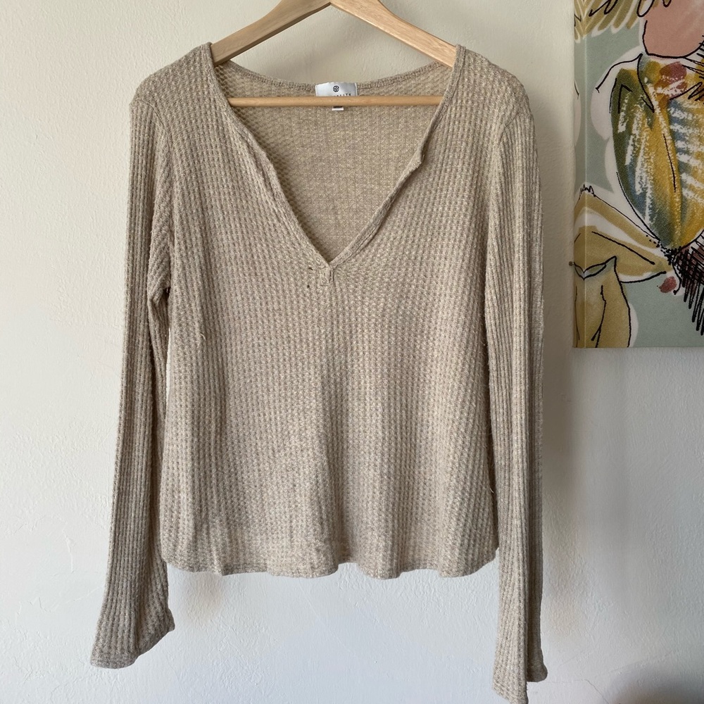 Socialite Henley tee